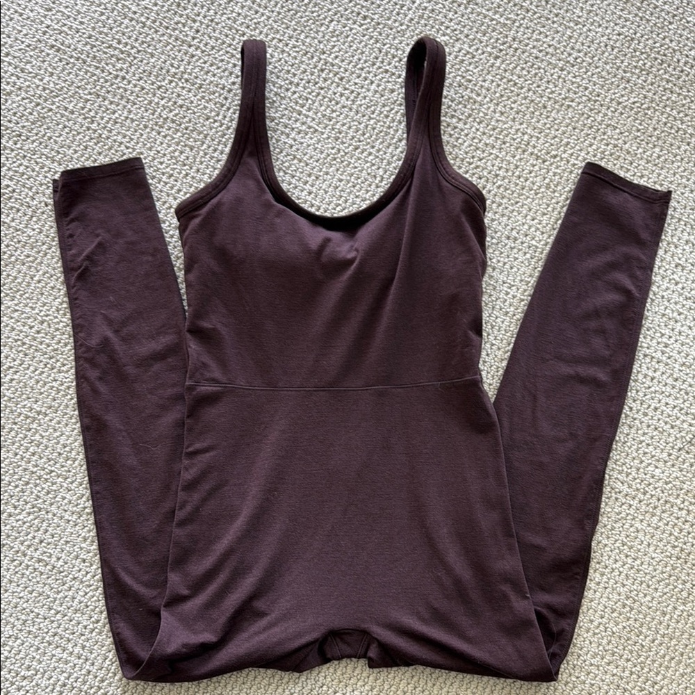 🤎 Vuori Halo Jumpsuit Mahogany Heather in Medium
